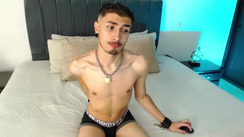 Snapshot of richard_carter_ chatting on 01-15-25, 11:19 Richard online show from 01-15-25, 11:19