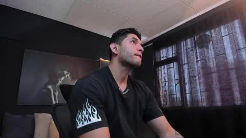 Snapshot of richard_milleer chatting on 02-12-25, 01:37 Ricardo online show from 02-12-25, 01:37