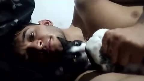 Snapshot of richard_milleer chatting on 02-24-25, 01:10 Ricardo online show from 02-24-25, 01:10