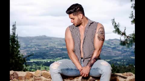 Snapshot of richard_milleer chatting on 03-03-25, 03:53 Ricardo online show from 03-03-25, 03:53