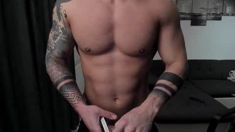 Snapshot of richarddarell chatting on 01-15-25, 05:50 RichardDarell online show from 01-15-25, 05:50