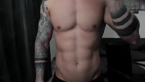 Snapshot of richarddarell chatting on 02-10-25, 05:36 RichardDarell online show from 02-10-25, 05:36