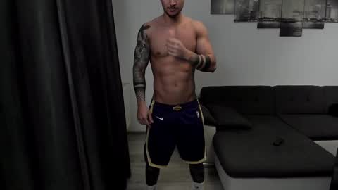 Snapshot of richarddarell chatting on 02-26-25, 05:53 RichardDarell online show from 02-26-25, 05:53