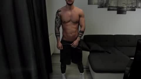 Snapshot of richarddarell chatting on 03-03-25, 06:48 RichardDarell online show from 03-03-25, 06:48