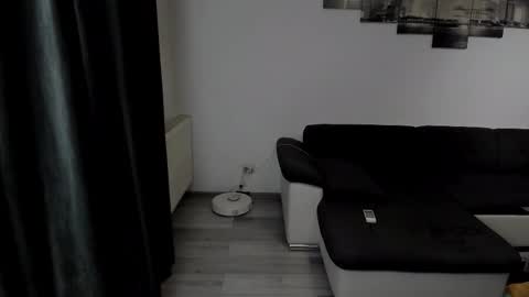 Snapshot of richarddarell chatting on 10-04-25, 04:43 RichardDarell online show from 10-04-25, 04:43