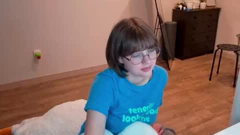 Luna online show from 07-12-26, 06:10