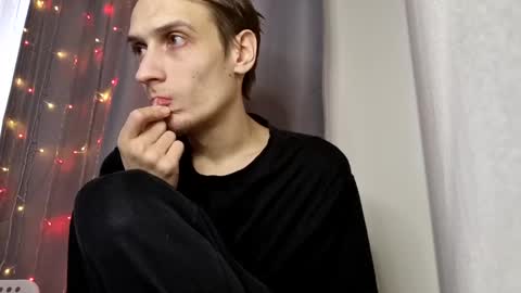 Snapshot of rick_reed chatting on 12-08-24, 06:33 Rick online show from 12-08-24, 06:33