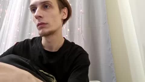 Snapshot of rick_reed chatting on 12-08-24, 01:36 Rick online show from 12-08-24, 01:36