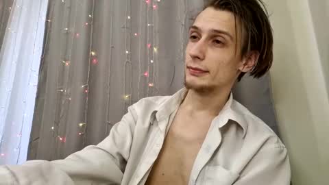 Snapshot of rick_reed chatting on 12-15-24, 05:45 Rick online show from 12-15-24, 05:45