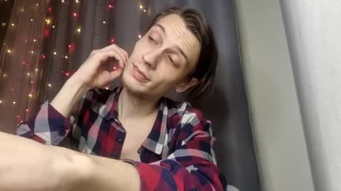 Snapshot of rick_reed chatting on 12-24-24, 02:10 Rick online show from 12-24-24, 02:10