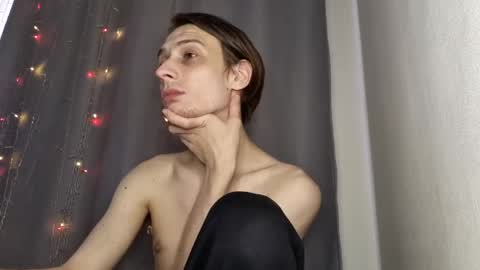 Snapshot of rick_reed chatting on 01-10-25, 10:28 Rick online show from 01-10-25, 10:28