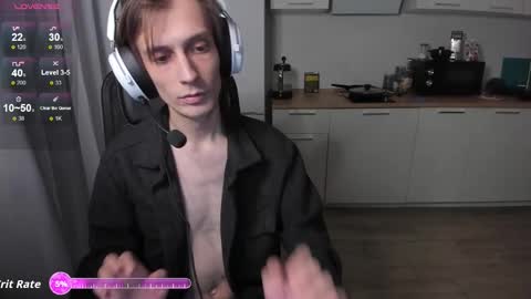 Snapshot of rick_reed chatting on 09-20-25, 12:44 Rick online show from 09-20-25, 12:44