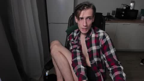 Snapshot of rick_reed chatting on 10-08-25, 10:51 Rick online show from 10-08-25, 10:51