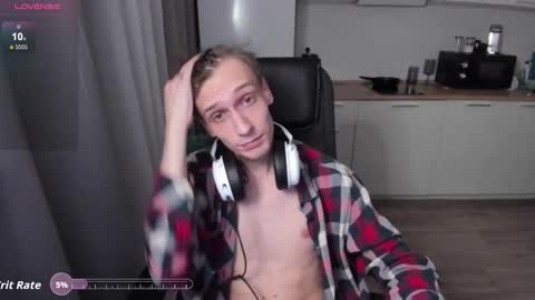 Snapshot of rick_reed chatting on 10-12-25, 12:09 Rick online show from 10-12-25, 12:09