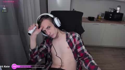 Snapshot of rick_reed chatting on 10-14-25, 12:00 Rick online show from 10-14-25, 12:00