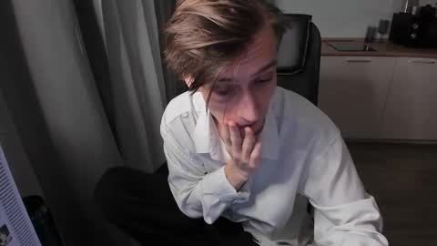 Snapshot of rick_reed chatting on 10-21-25, 09:15 Rick online show from 10-21-25, 09:15