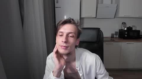 Snapshot of rick_reed chatting on 10-23-25, 12:32 Rick online show from 10-23-25, 12:32