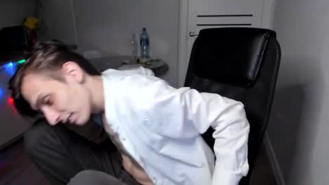 Snapshot of rick_reed chatting on 11-22-25, 01:26 Rick online show from 11-22-25, 01:26