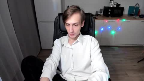 Snapshot of rick_reed chatting on 12-16-25, 12:26 Rick online show from 12-16-25, 12:26