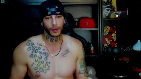 Snapshot of rickg_oficial chatting on 10-26-25, 12:49 RICKG online show from 10-26-25, 12:49