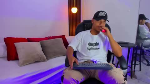 Ricky  online show from 02-22-25, 08:20