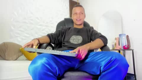 Ricky  online show from 09-25-25, 02:43