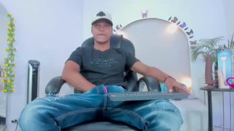 Ricky  online show from 11-06-25, 08:10