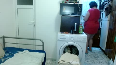 Snapshot of ridemerafsuzana chatting on 12-14-24, 04:42 Ridemeraf online show from 12-14-24, 04:42