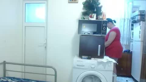 Snapshot of ridemerafsuzana chatting on 01-25-25, 01:52 Ridemeraf online show from 01-25-25, 01:52