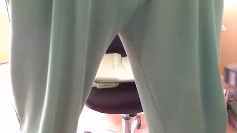 Snapshot of riemen78 chatting on 09-26-25, 08:40 riemen78 online show from 09-26-25, 08:40