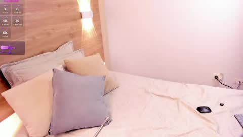 Sara online show from 04-22-26, 10:06