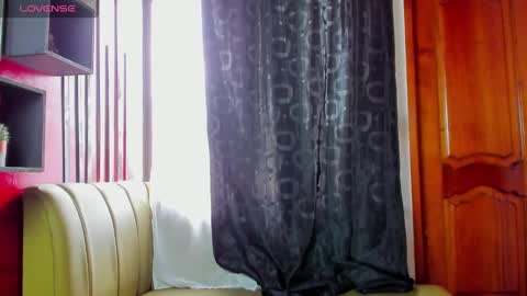 Snapshot of rihannagil chatting on 12-18-24, 08:14 rihanna online show from 12-18-24, 08:14