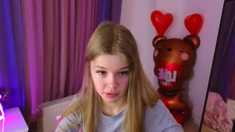 Rina online show from 02-07-26, 09:40