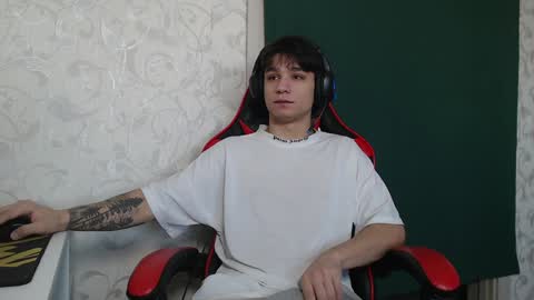 Snapshot of rik_and chatting on 12-07-24, 09:28 Rick online show from 12-07-24, 09:28