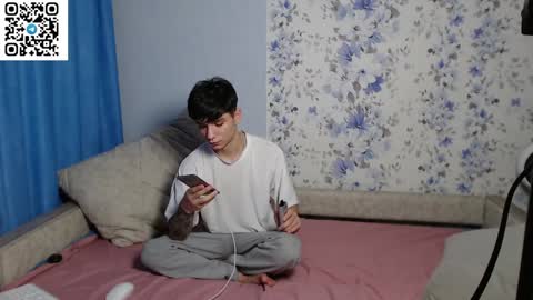 Snapshot of rik_and chatting on 12-08-24, 07:22 Rick online show from 12-08-24, 07:22