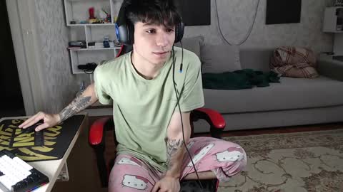 Snapshot of rik_and chatting on 12-25-24, 08:29 Rick online show from 12-25-24, 08:29