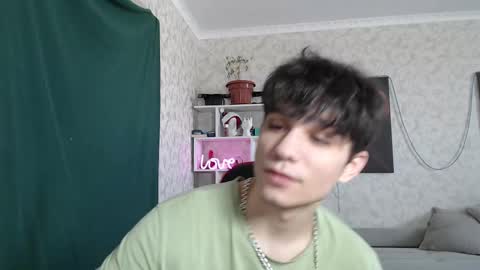 Snapshot of rik_and chatting on 03-09-25, 07:12 Rick online show from 03-09-25, 07:12