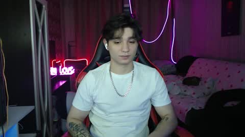 Snapshot of rik_and chatting on 09-11-25, 09:26 Rick online show from 09-11-25, 09:26