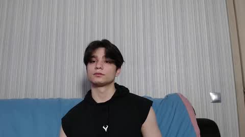 Snapshot of rik_and chatting on 10-04-25, 12:03 Rick online show from 10-04-25, 12:03