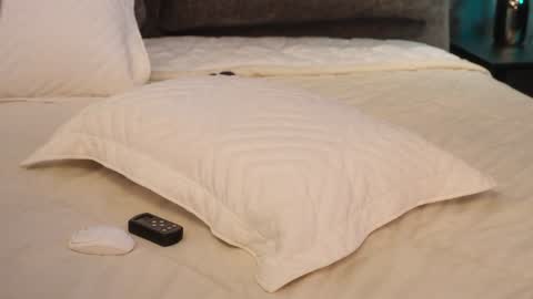    if you wanna buy smth stockingsph etc  custom videos or pics  online show from 12-08-24, 01:58