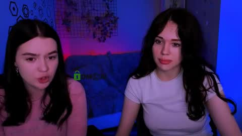 Meow online show from 04-27-26, 07:23