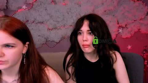 Snapshot of riley_sanders chatting on 04-30-26, 07:42 Meow online show from 04-30-26, 07:42