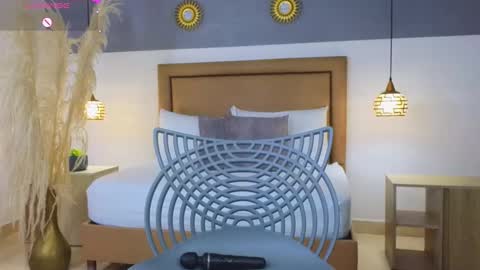 Riley Sierra online show from 02-10-25, 12:18