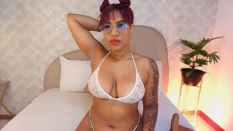 Snapshot of rileyallen01 chatting on 07-22-26, 07:05 Rilley Allen online show from 07-22-26, 07:05