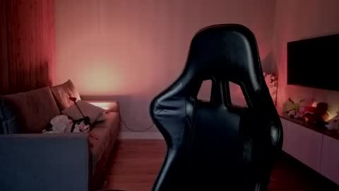 rileymee online show from 04-25-26, 01:08