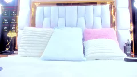 Riley online show from 11-23-25, 11:43