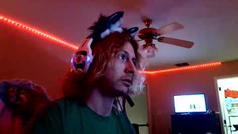 TheRealCatNoir online show from 05-17-26, 06:55