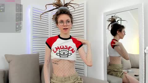 Rin  online show from 01-28-25, 07:22