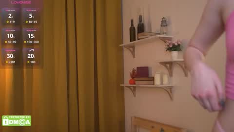 My friends call me Vivi or Rina online show from 11-27-25, 11:56