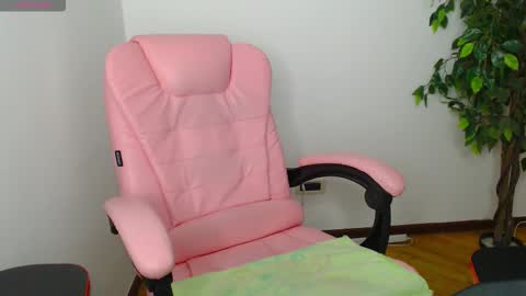 Ripe cherries online show from 10-20-25, 08:42